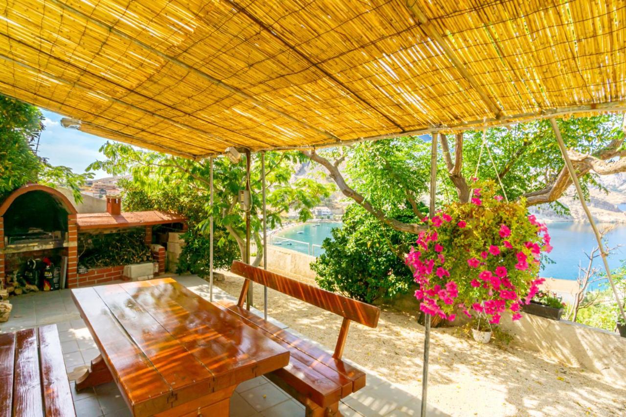 Zlatna Vala Relaxation In A Very Quiet Location Metajna Ngoại thất bức ảnh